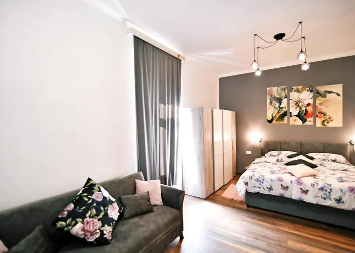 Apartment Carissima-Direct On Sea, Lovran-Opatija