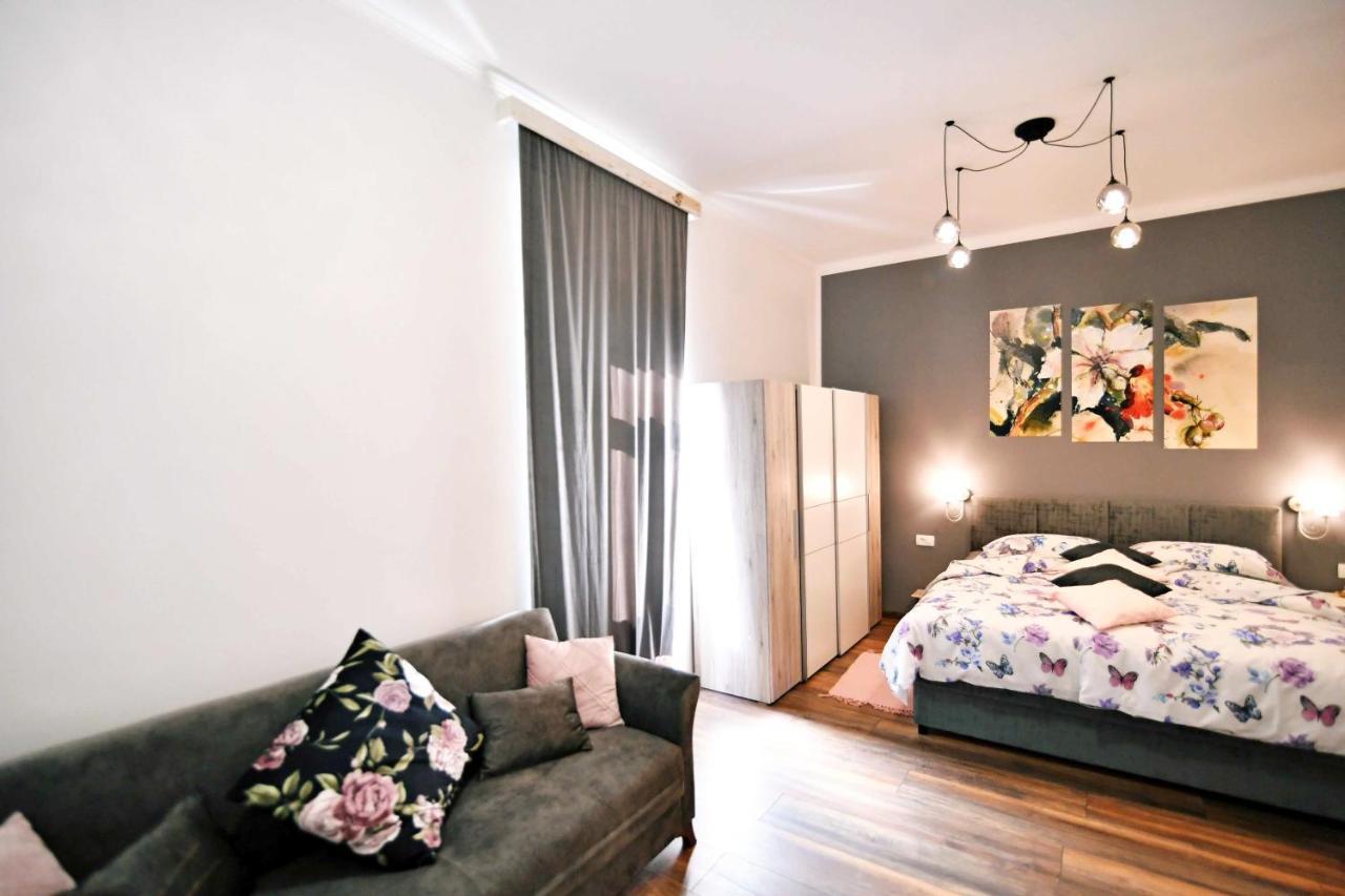 Apartment Carissima-direct On Sea, Lovran-opatija Lovran