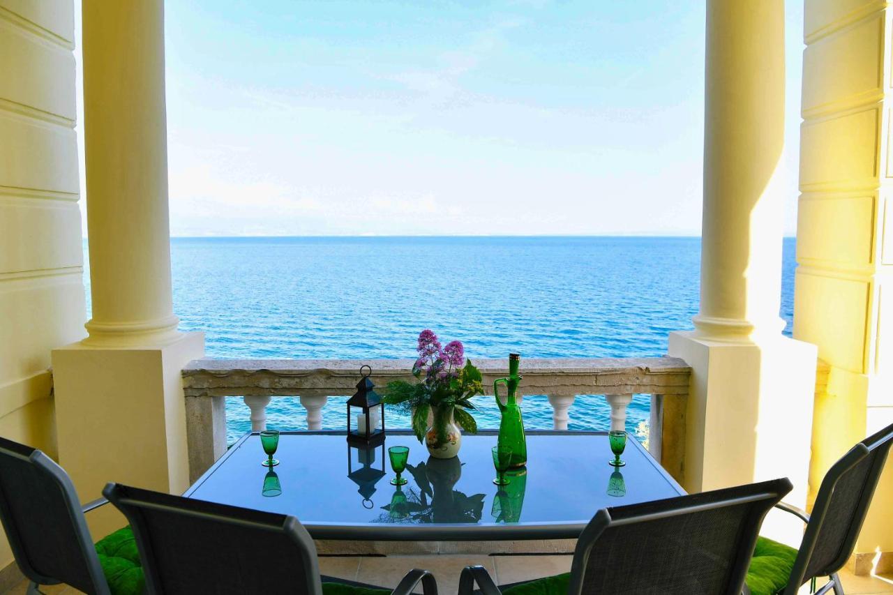 Apartment Carissima-direct On Sea, Lovran-opatija Lovran
