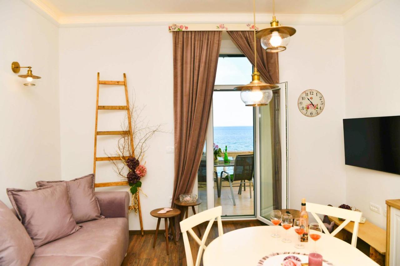 Apartment Carissima-direct On Sea, Lovran-opatija *