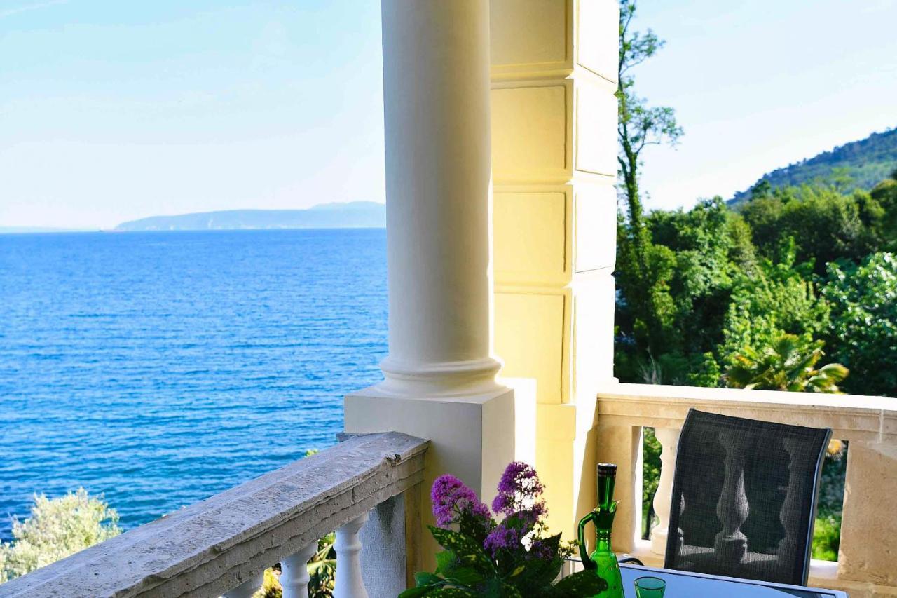 Apartment Carissima-direct On Sea, Lovran-opatija Lovran